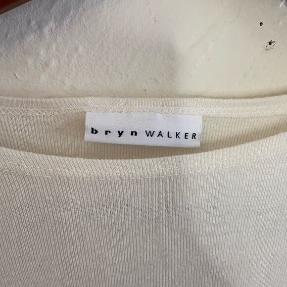 Bryn Walker Size S Top Tencel Blend Long Sleeve Ivory Basic Quiet Luxury READ - Picture 3 of 12